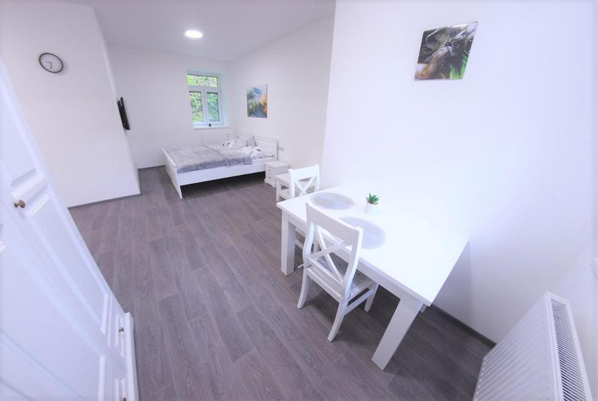 Jm Apartments Hardegg Buitenkant foto